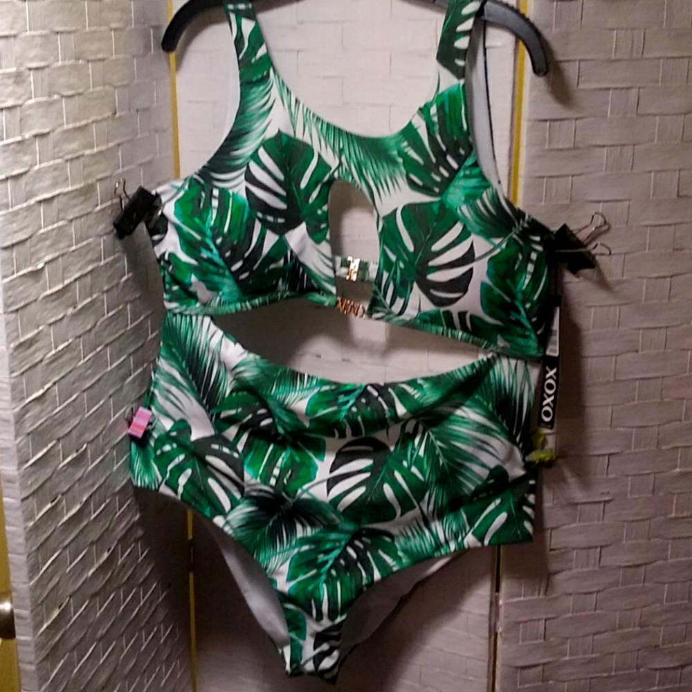 XOXO Pus Size Swimsuit